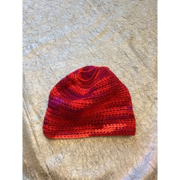 Handmade Beanie-style Winter Hat - Picture 4 of 5